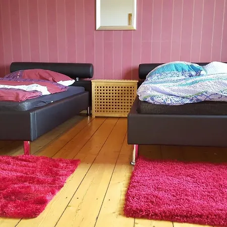 Monteur Scarlett Apartment *
