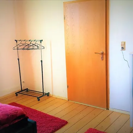 Monteur Scarlett Apartment *