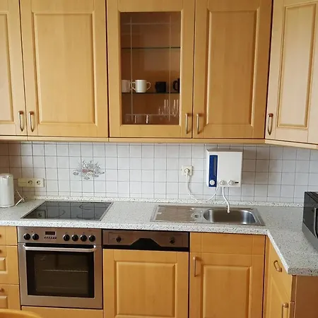 Monteur Scarlett Hagen (Arnsberg)