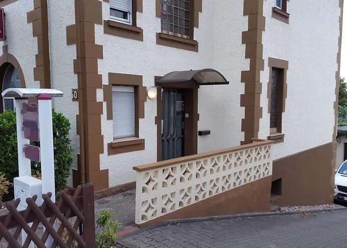 Monteur Scarlett * 哈根